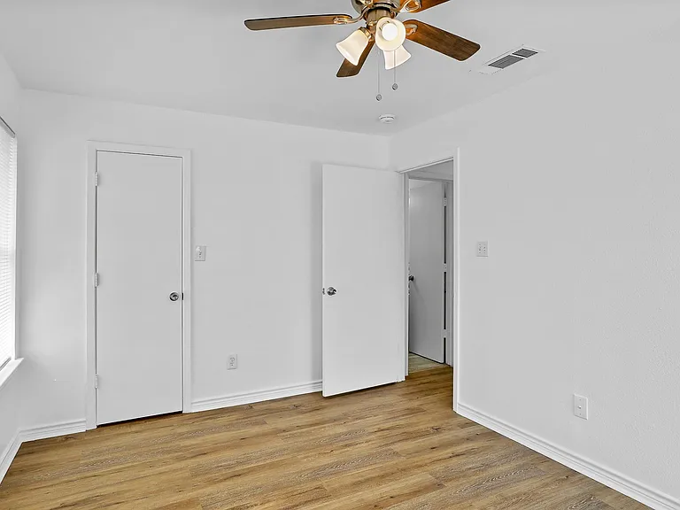 2604 Danny Ln — Photo 19