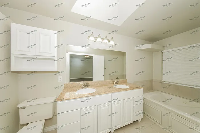 600 SW 149th Pl — Photo 7