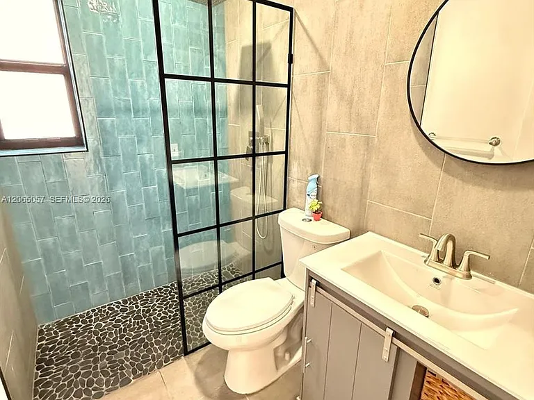 4088 SW 51st St #A — Photo 12