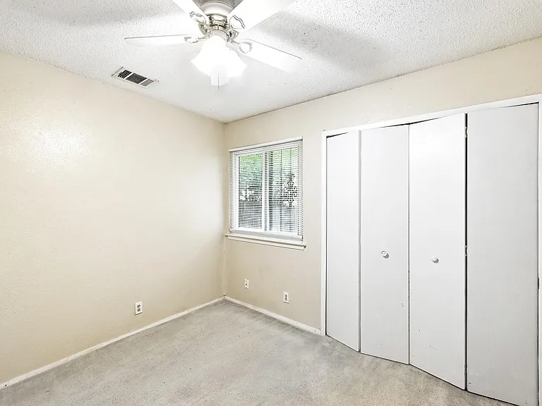 10604 Lanshire Dr #A — Photo 15