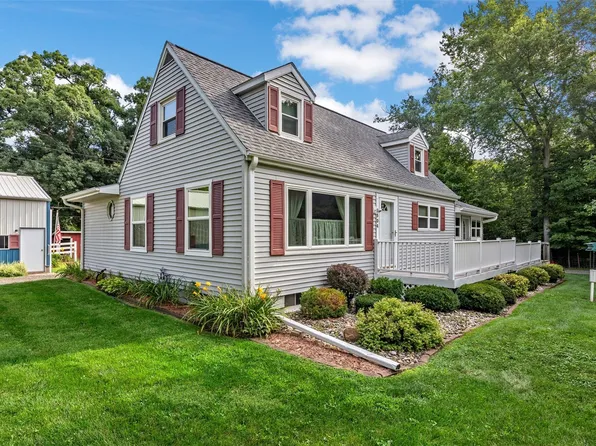 5504 Tower Terrace Rd, Cedar Rapids, IA 52411