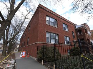2951 W Cullom Ave #2, Chicago, IL 60618