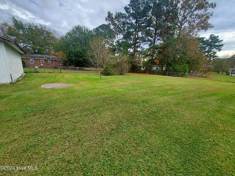 1847 Stanton Dr — Photo 18
