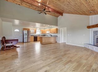 897 Old Corvallis Rd, Corvallis, MT 59828