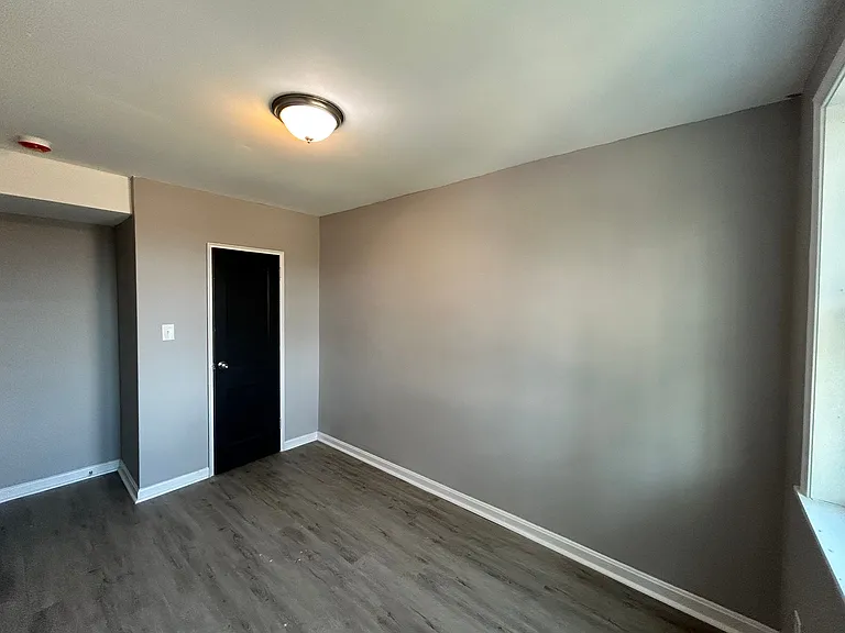1503 Aldeney Ave — Photo 17