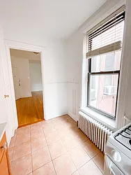 Rented by Urban Real Estate Inc