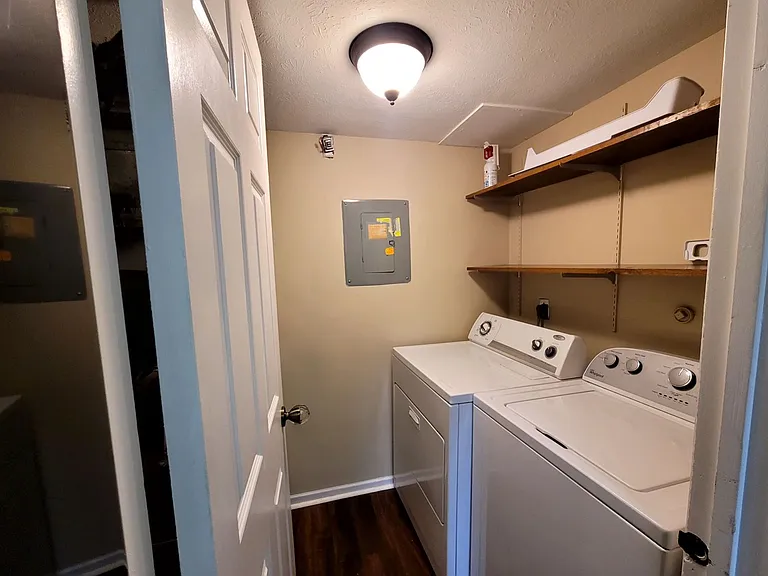 3407 Spanish Villa Dr #1 — Photo 9