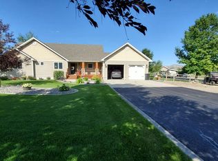 28 Trotter Rd, Cody, WY 82414