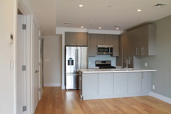 Rented by Belvedere Bridge Realty, LLC | media 40