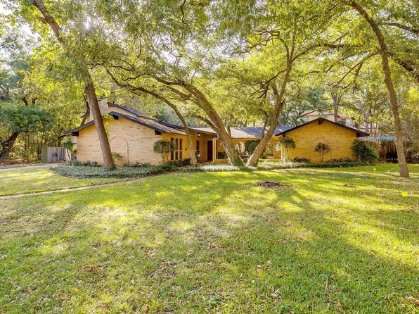 207 Shenandoah Dr, Euless, TX 76039