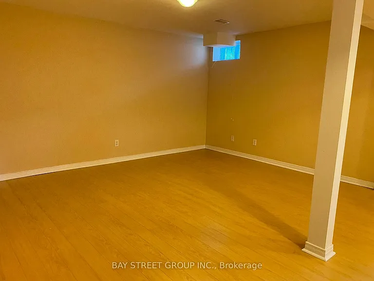 39 Levellands Cres — Photo 23