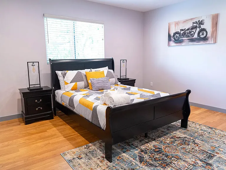 6215 Carpenter Ave — Photo 13