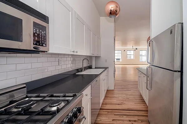 Sold by Stribling | media 16