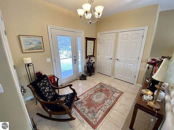 3rd image of 129 Davidsen Shores Dr
