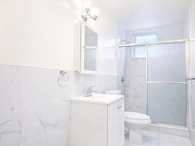 5114 Hudson Ave #7 — Photo 6