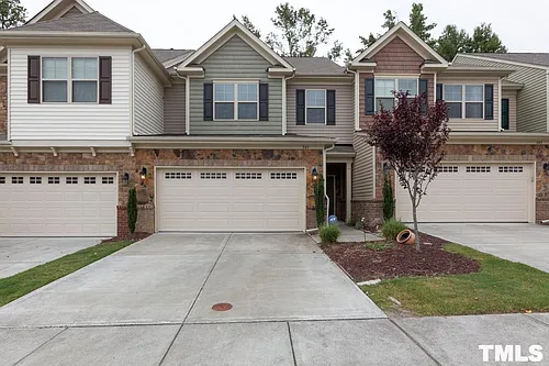 341 Scotlow Way Photo 1