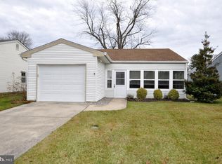 90 Huntington Dr, Southampton, NJ 08088