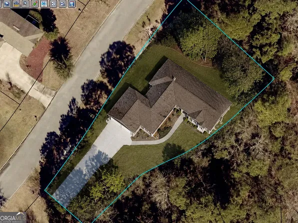 372 Bateau Dr, Saint Marys, GA 31558