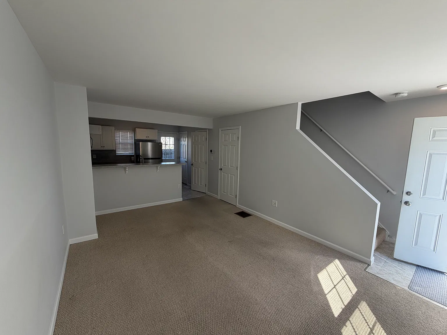 2 bed, 1.5 bath, $2,500 — Photo 3