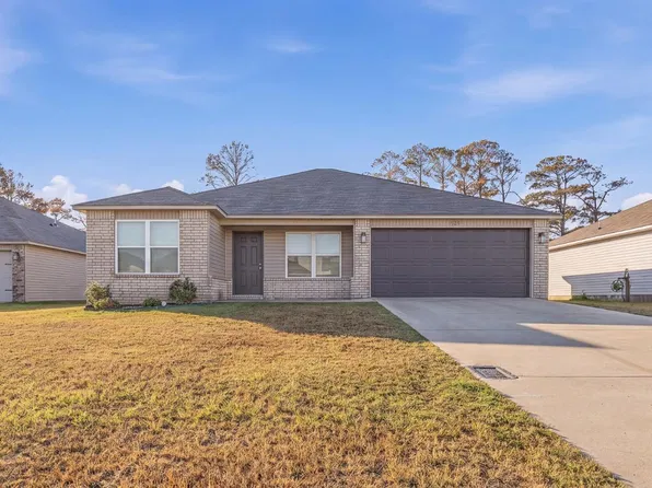 715 Thicket Ln, Jonesboro, AR 72401