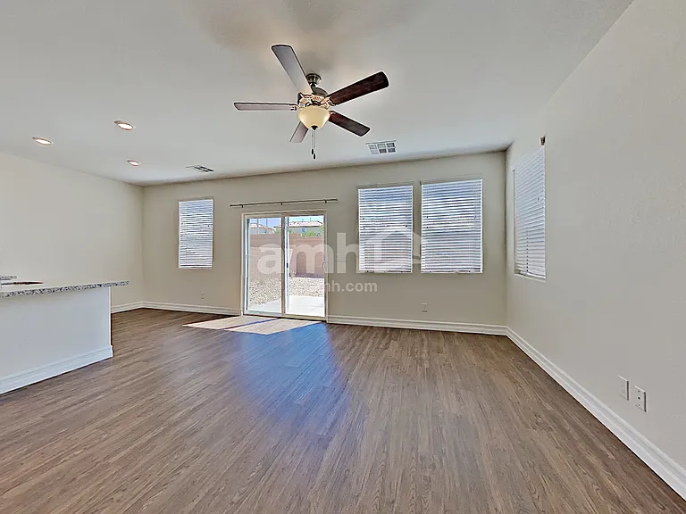 967 Nero Ave — Photo 7