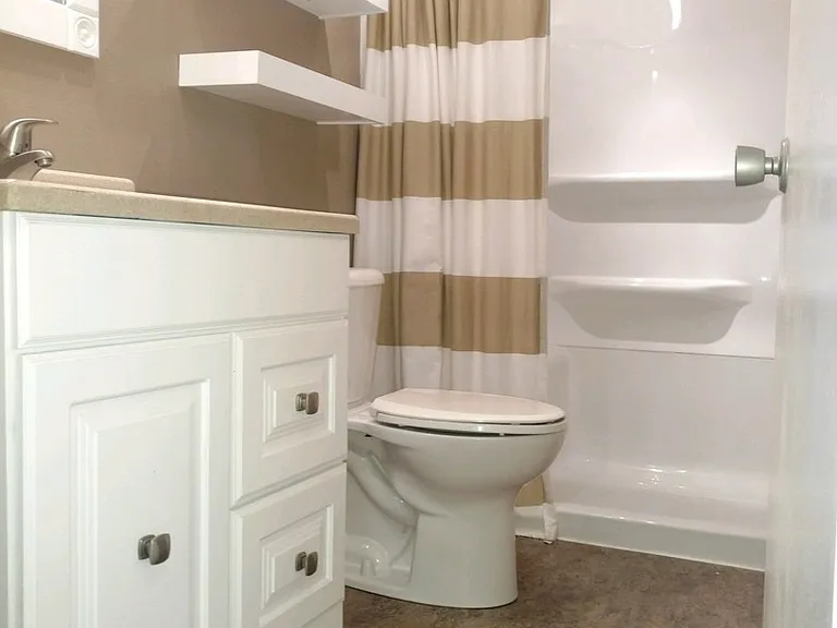 1247 Doreen Ave — Photo 11
