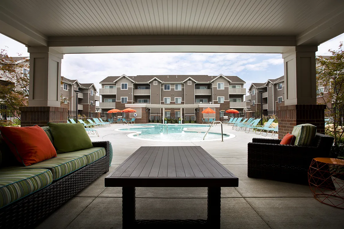 Building Photo - SunSTONE at Fox Ridge