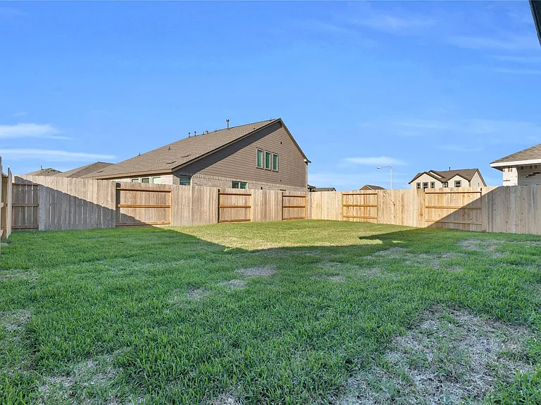 13728 Windward Mist Dr — Photo 36