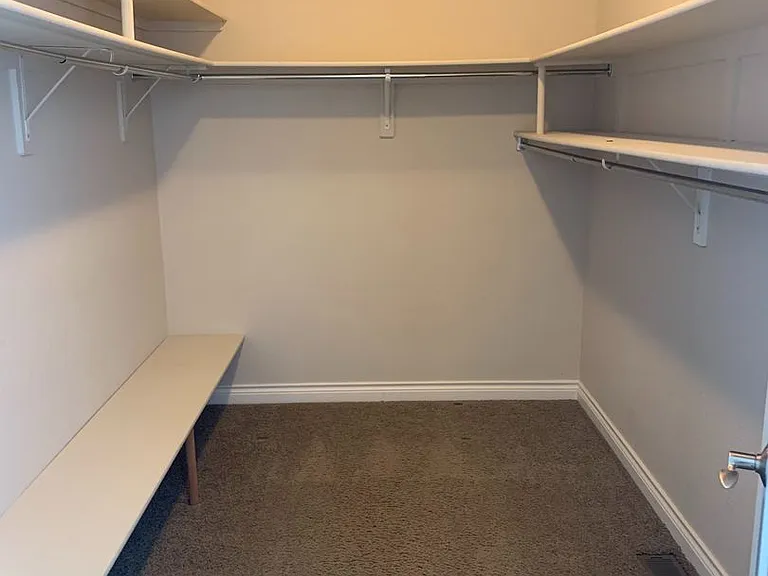 2380 Hecla Dr — Photo 10