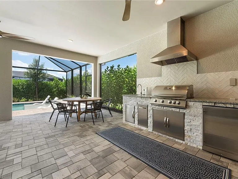 19712 Deming Ln — Photo 23