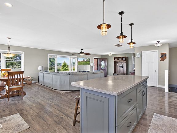 4th image of 3625 Elm Swamp Rd