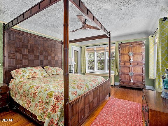 15th image of this home