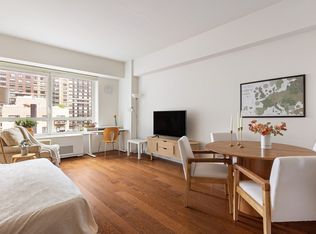 200 E 94th St APT 726, New York, NY 10128