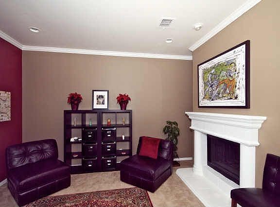 3rd image of 124 Misty Glen Ln