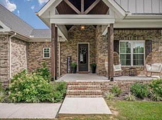 92 Hickory Grove Dr, Morrison, TN 37357