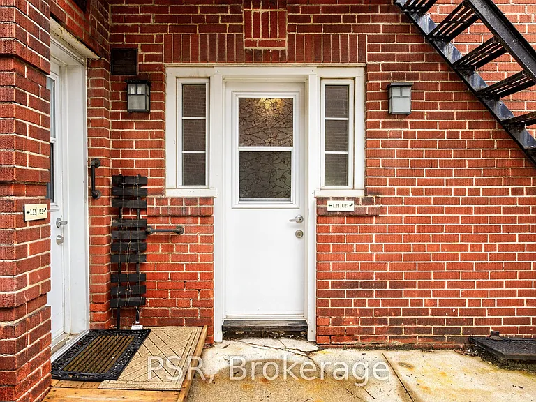 1325 Bayview Ave #L21 — Photo 21