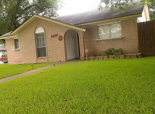 1407 S Circle Park St, Pasadena, TX 77504