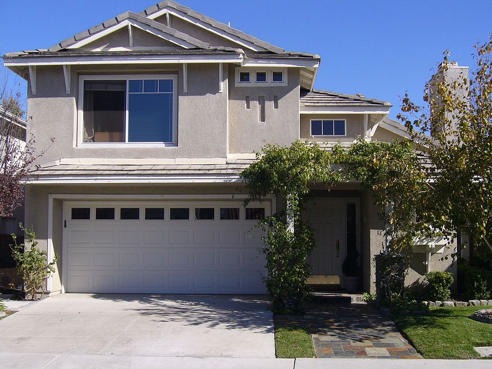 1st image of 20 Mallorn Dr