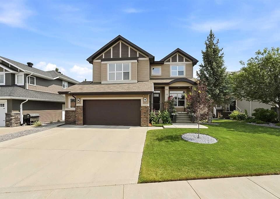 1st image of 15 W Sorensen Close