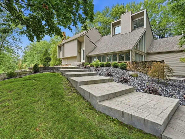 19233 Bishop Rd, Spencerville, IN 46788