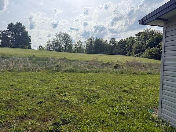 3rd image of 3886 Stepstone Rd