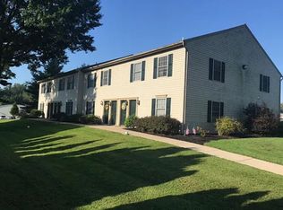 40 Springville Rd #8, Mount Joy, PA 17552
