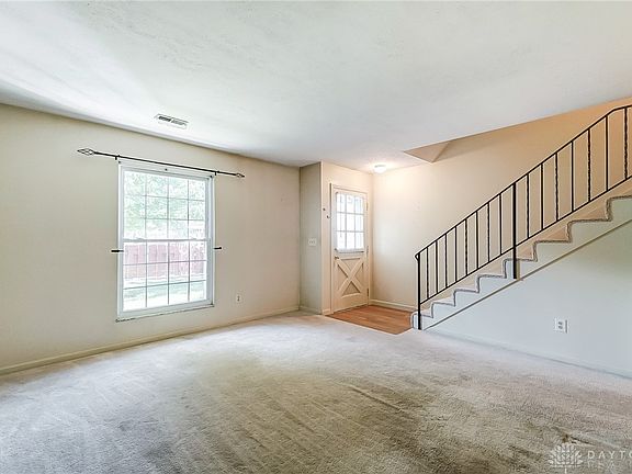 4th image of 713 Clareridge Ln