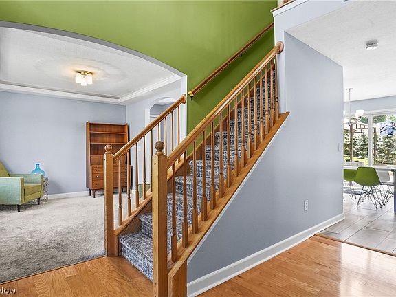 3rd image of 5022 Pebblehurst Dr