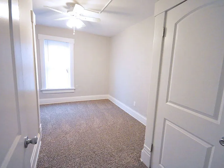 24 E Blake Ave — Photo 9