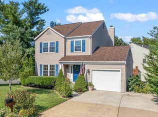 1 Jeremy Ct, Sterling, VA 20165