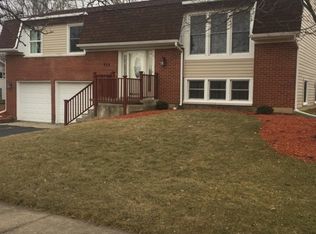 409 Nassau Ave, Bolingbrook, IL 60440