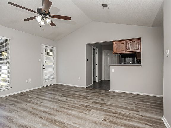 3rd image of 6935 Amanda Dr N