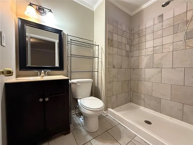 3945 Fraser Cir — Photo 6