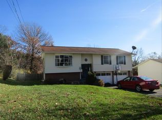 1132 Arnold Dr, Endicott, NY 13760